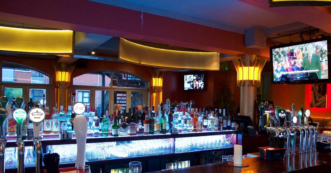 كورك East Village Hotel المظهر الخارجي الصورة