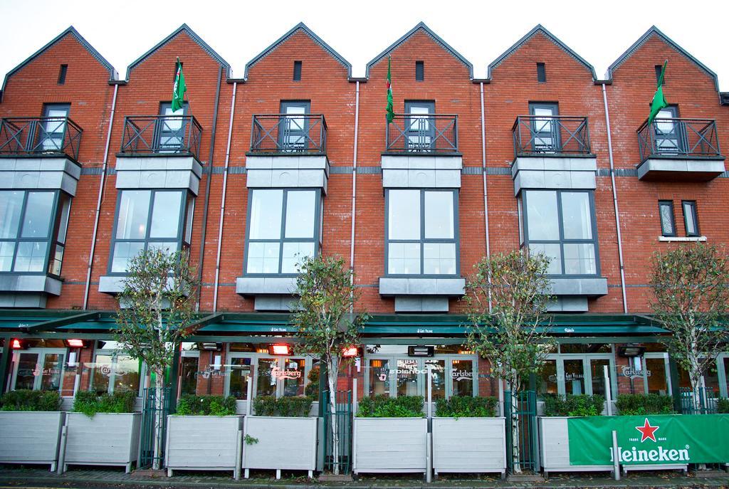 كورك East Village Hotel المظهر الخارجي الصورة
